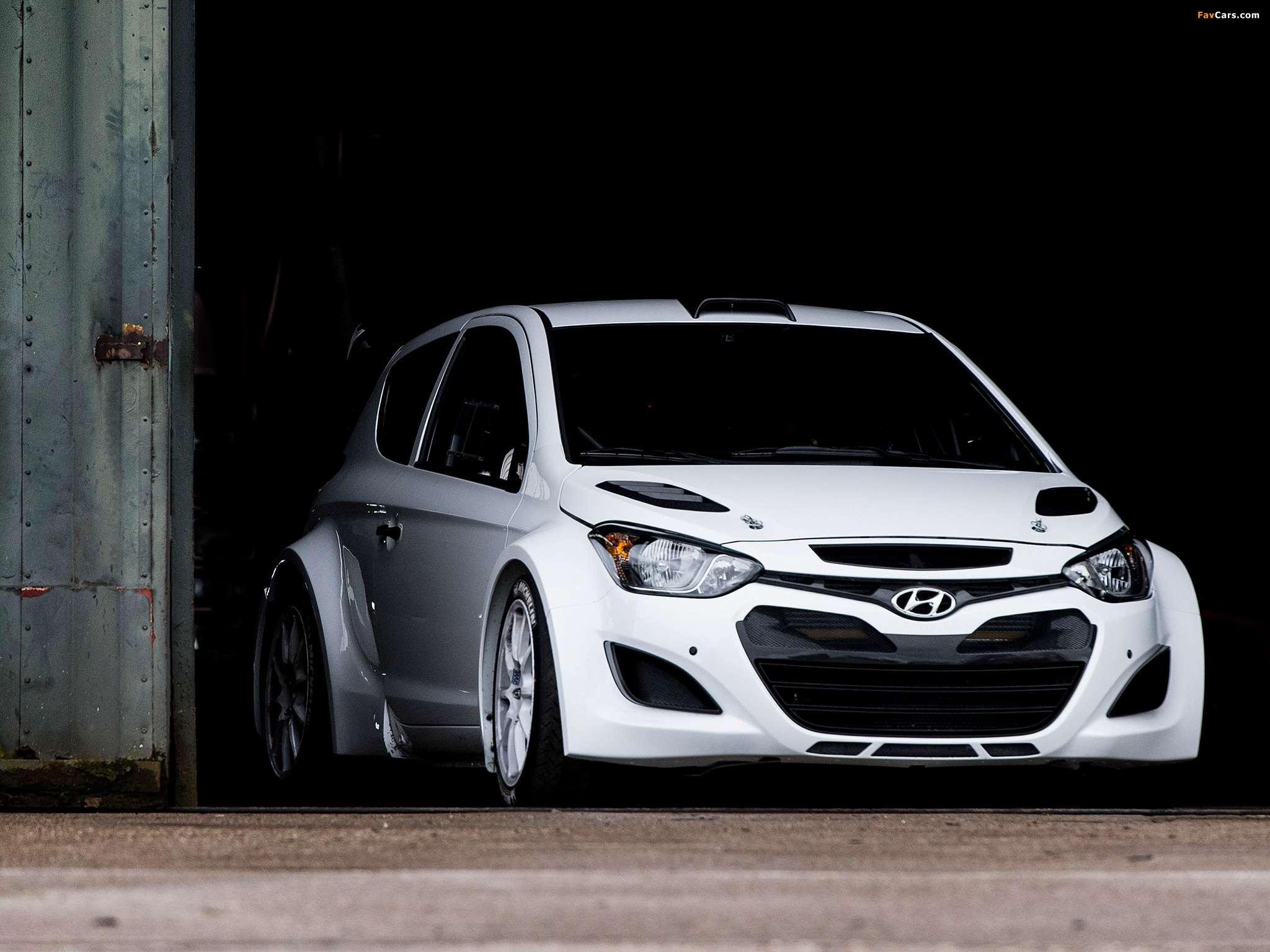 Photos of Hyundai i20 WRC Prototype 2013 (2048 x 1536)