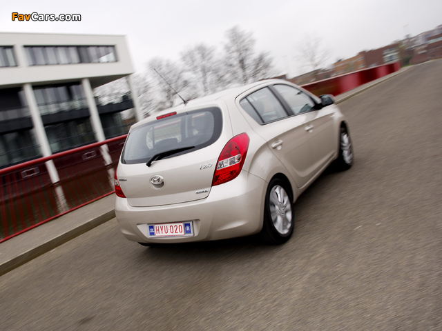 Pictures of Hyundai i20 5-door 2008 (640 x 480)