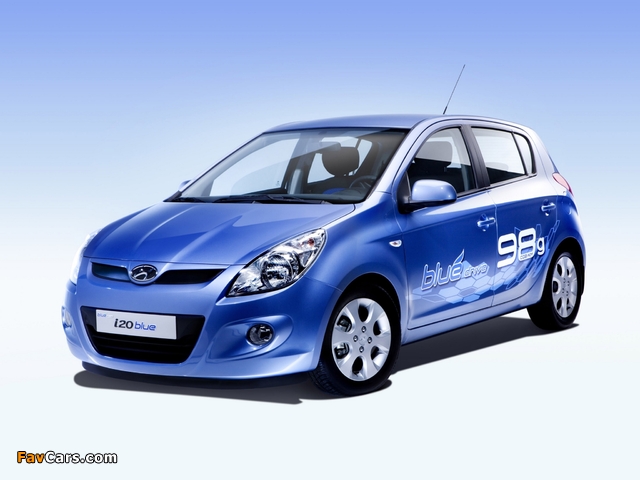 Hyundai i20 5-door Blue Drive 2010 wallpapers (640 x 480)