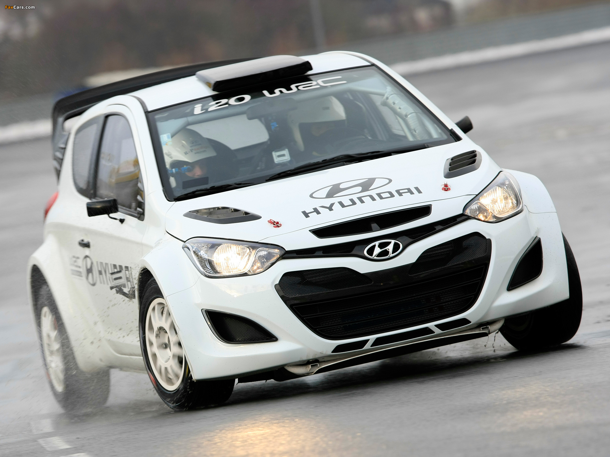 Hyundai i20 WRC Prototype 2012 wallpapers (2048 x 1536)