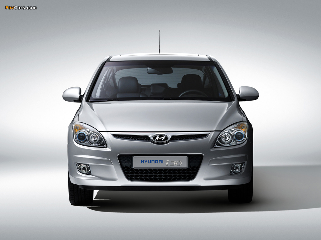 Hyundai i30 (FD) 2007–10 photos (1024 x 768)