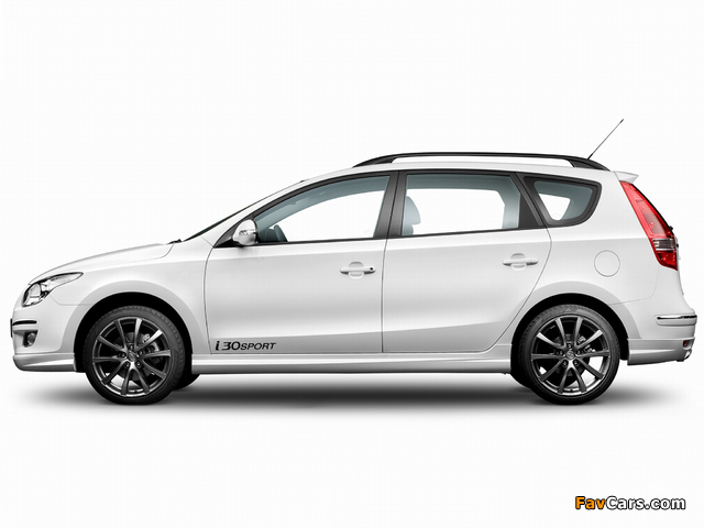 Hyundai i30 CW Sport (FD) 2009 pictures (640 x 480)