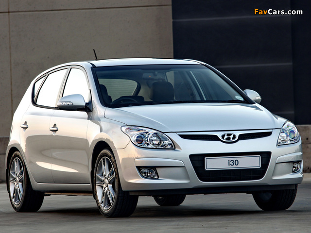 Hyundai i30 ZA-spec (FD) 2010–12 photos (640 x 480)