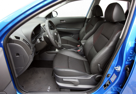 Hyundai i30 Blue Drive (FD) 2010 pictures