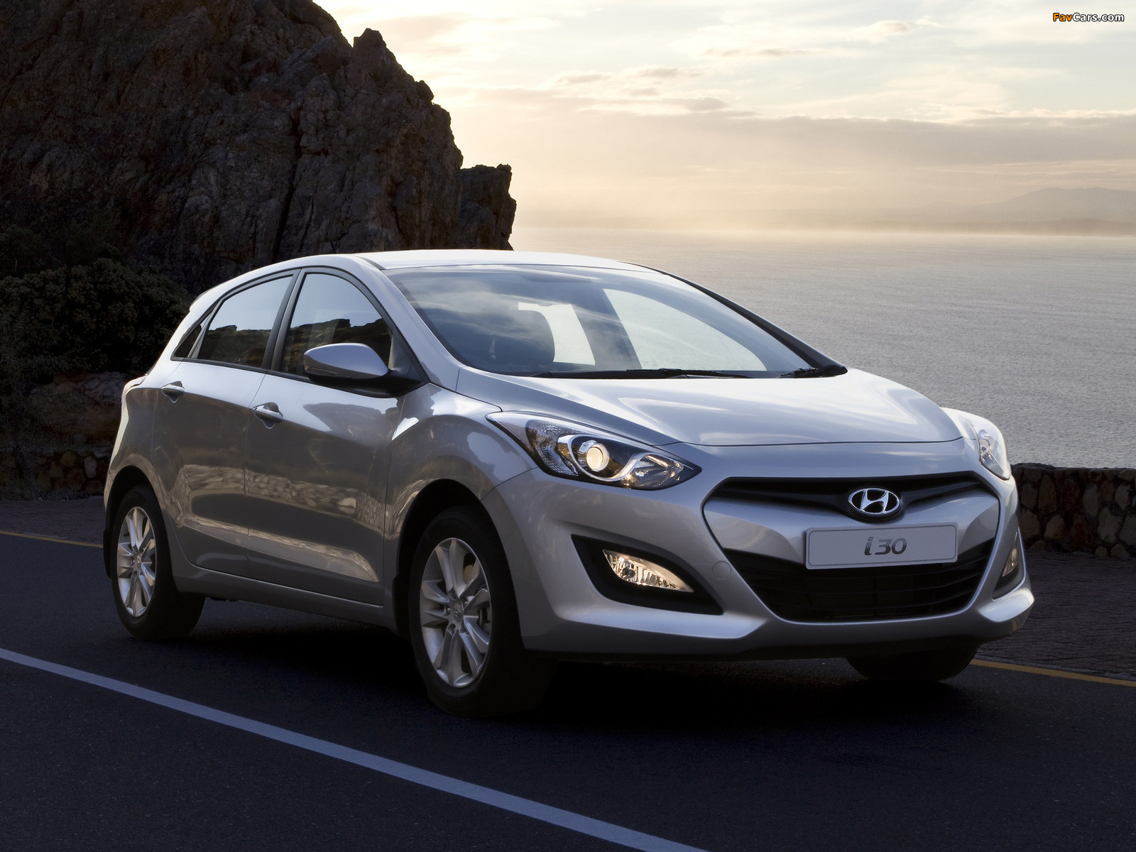 Hyundai i30 5-door ZA-spec (GD) 2012 pictures (1600 x 1200)