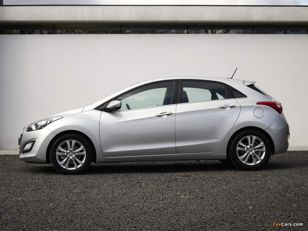 Hyundai i30 5-door UK-spec (GD) 2012 pictures (1024 x 768)