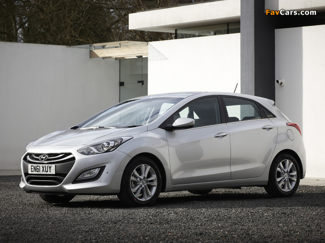 Hyundai i30 5-door UK-spec (GD) 2012 pictures (640 x 480)