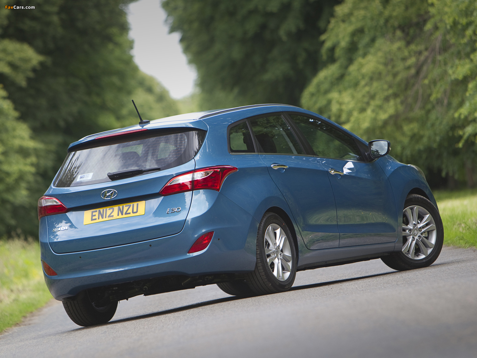 Hyundai i30 Wagon UK-spec (GD) 2012 wallpapers (1600 x 1200)