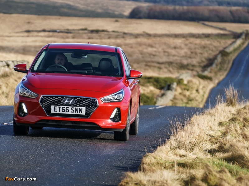 Hyundai i30 UK-spec 2017 wallpapers (800 x 600)