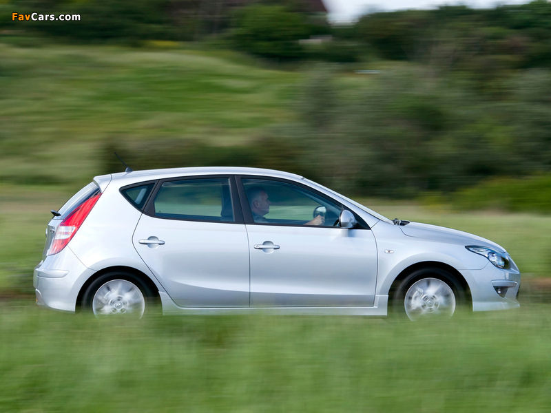 Images of Hyundai i30 UK-spec (FD) 2007–10 (800 x 600)