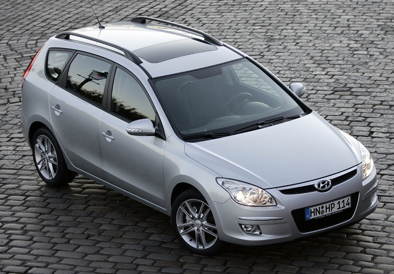Images of Hyundai i30 CW (FD) 2008–10