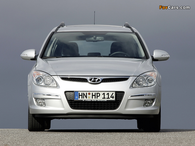 Images of Hyundai i30 CW (FD) 2008–10 (640 x 480)