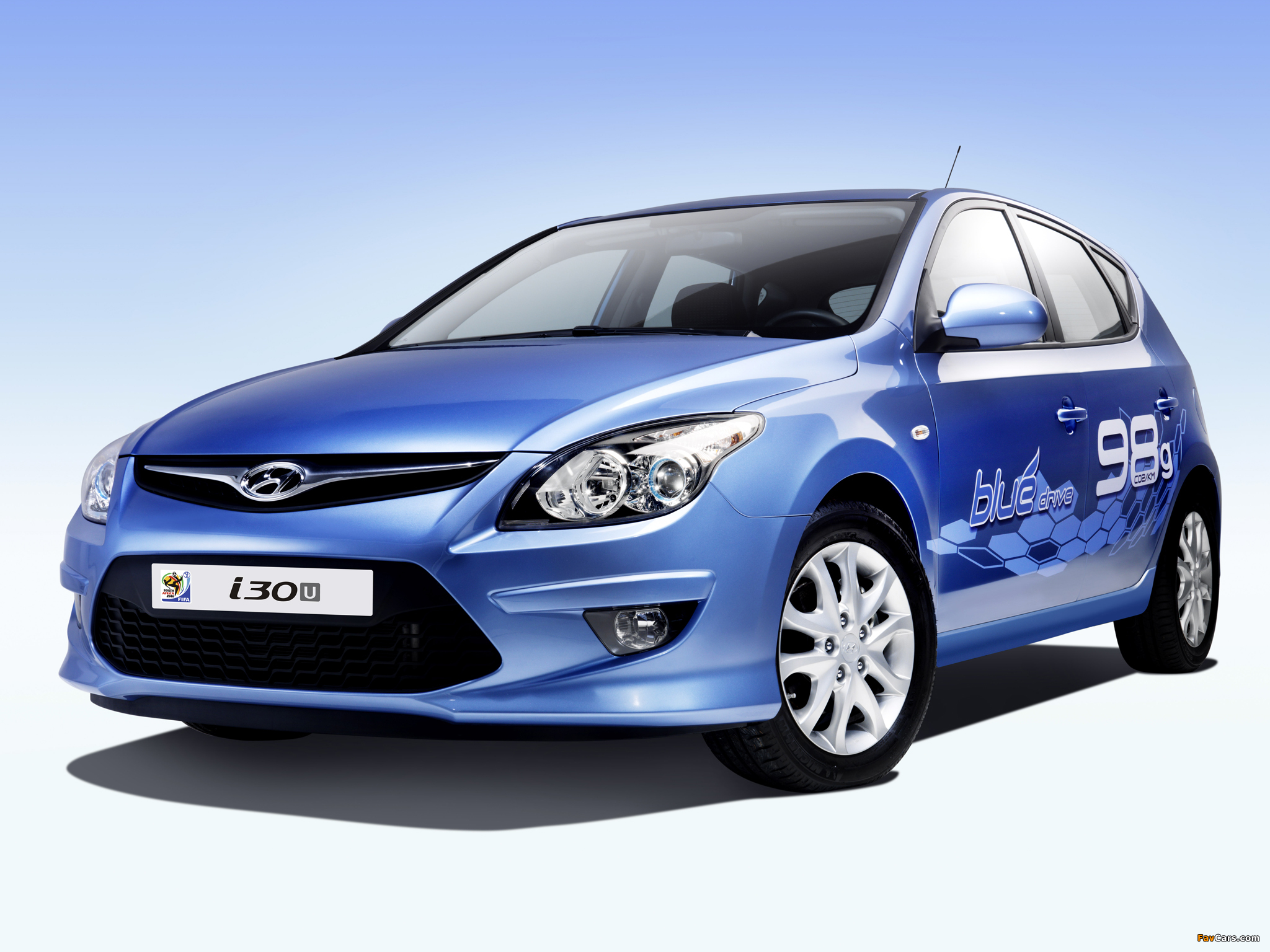 Images of Hyundai i30U Blue Drive (FD) 2010 (2048 x 1536)