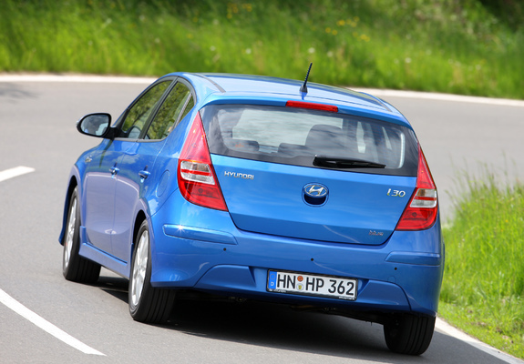 Images of Hyundai i30 Blue Drive (FD) 2010