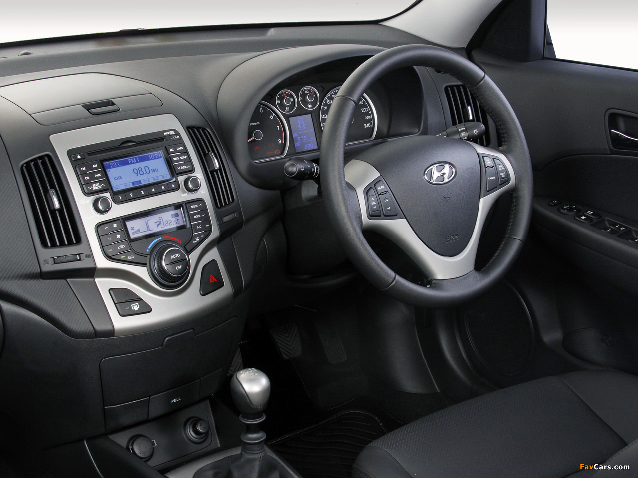 Images of Hyundai i30 ZA-spec (FD) 2010–12 (1280 x 960)
