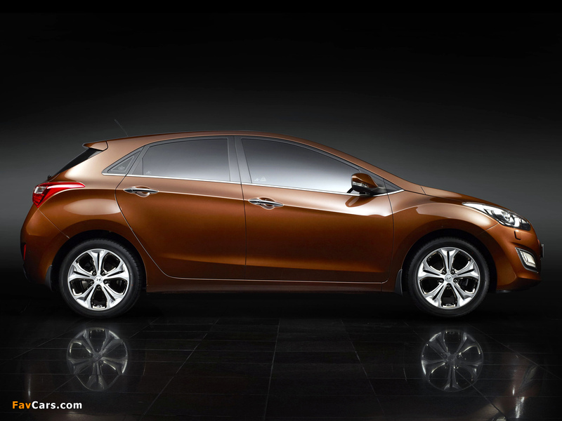 Images of Hyundai i30 5-door (GD) 2012 (800 x 600)