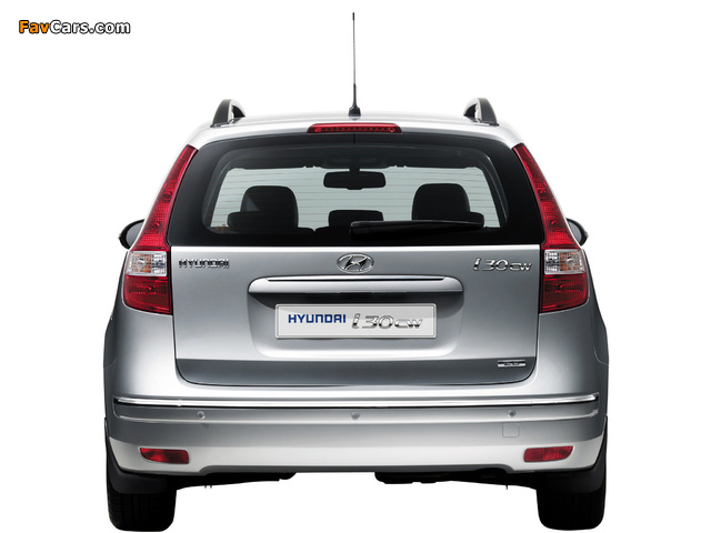 Photos of Hyundai i30 CW (FD) 2008–10 (640 x 480)