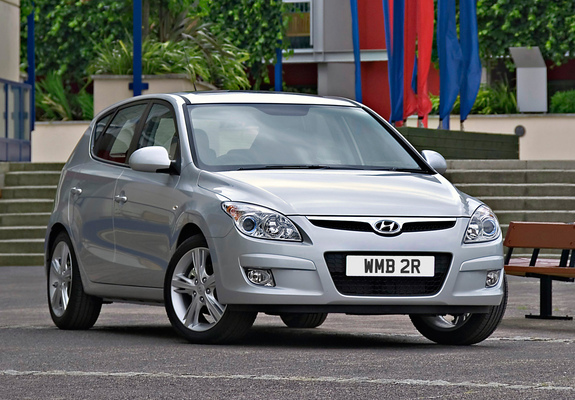 Pictures of Hyundai i30 UK-spec (FD) 2007–10