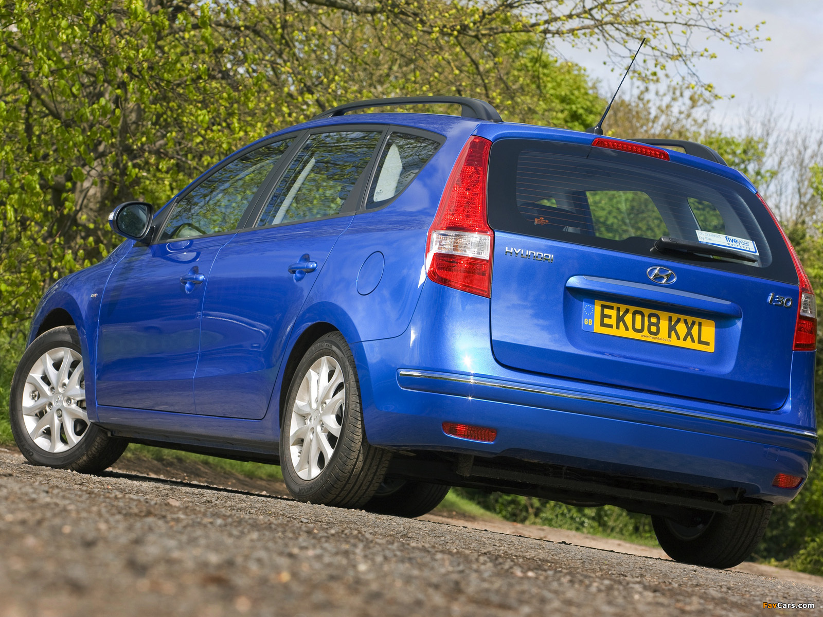 Pictures of Hyundai i30 CW UK-spec (FD) 2008–10 (1600 x 1200)