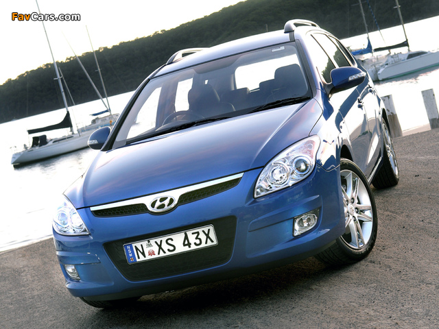 Pictures of Hyundai i30 CW AU-spec (FD) 2009–11 (640 x 480)