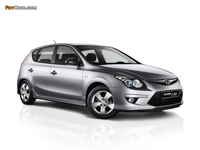 Pictures of Hyundai i30 Edition Plus (FD) 2010 (640 x 480)