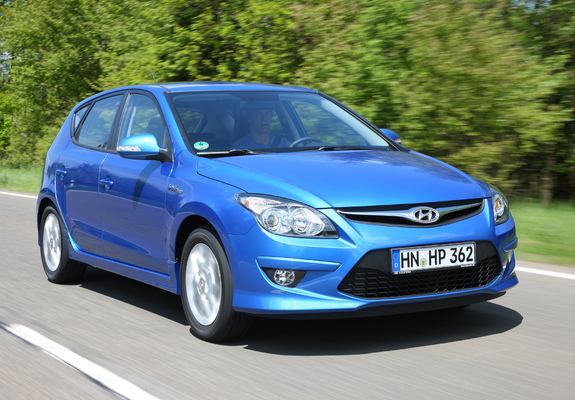 Pictures of Hyundai i30 Blue Drive (FD) 2010