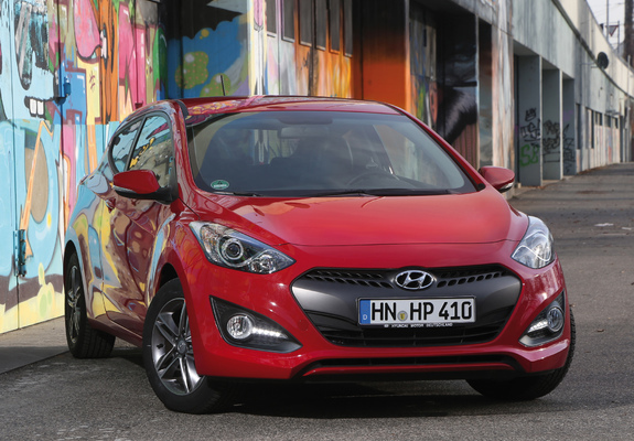 Pictures of Hyundai i30 3-door (GD) 2012