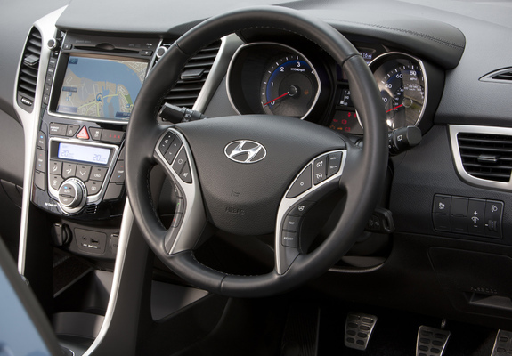 Pictures of Hyundai i30 3-door UK-spec (GD) 2013