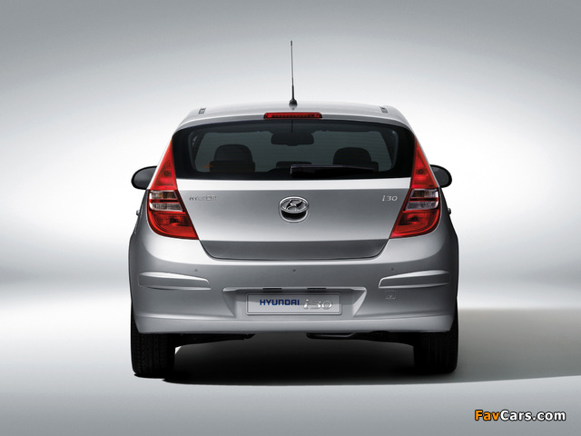 Hyundai i30 (FD) 2007–10 wallpapers (640 x 480)