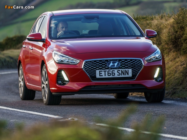 Hyundai i30 UK-spec 2017 wallpapers (640 x 480)