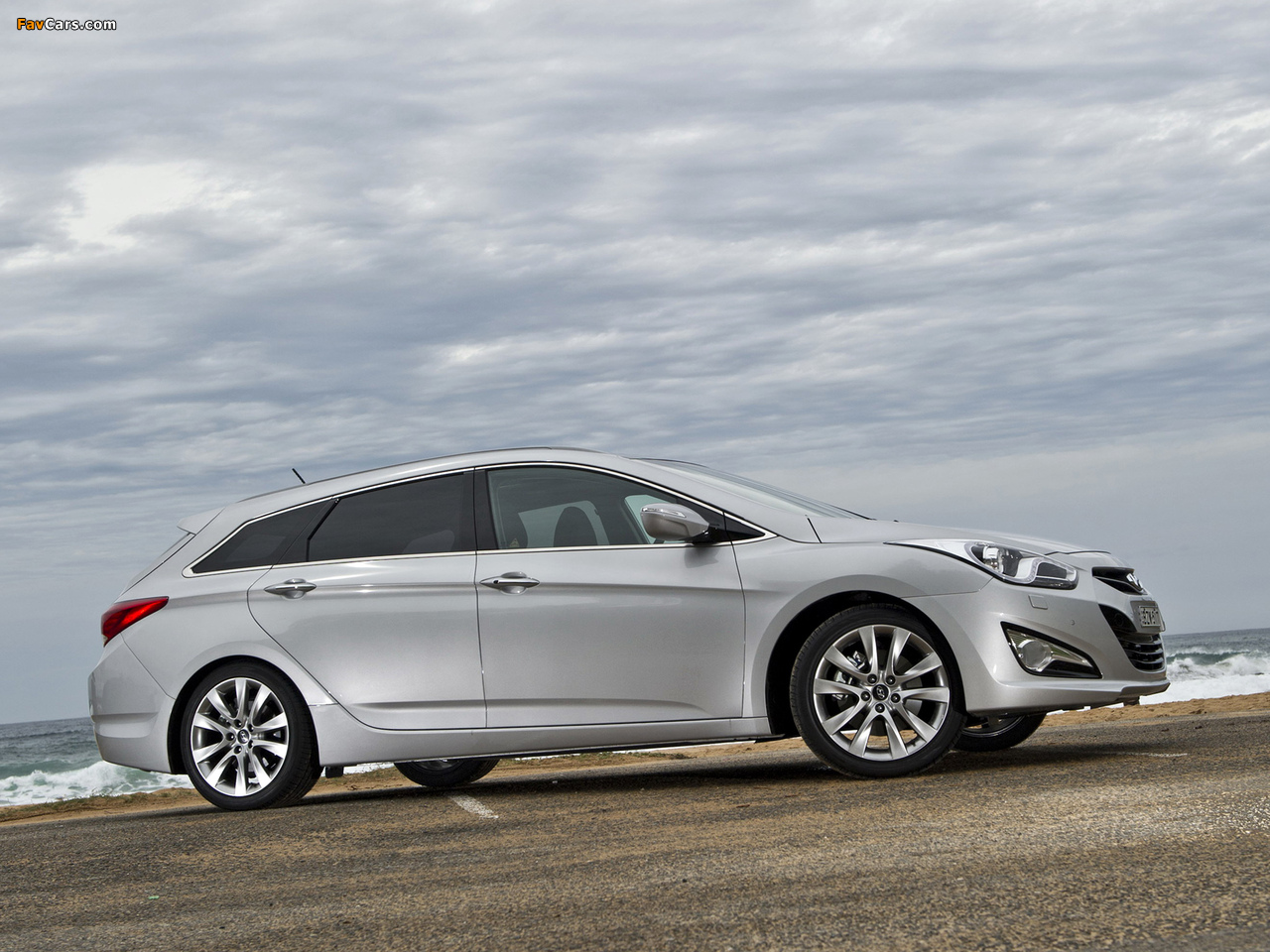 Hyundai i40 Wagon AU-spec 2011 wallpapers (1280 x 960)