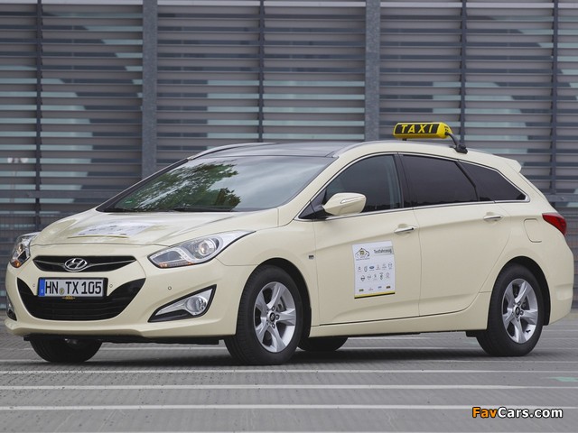 Hyundai i40 Wagon Taxi 2013 photos (640 x 480)