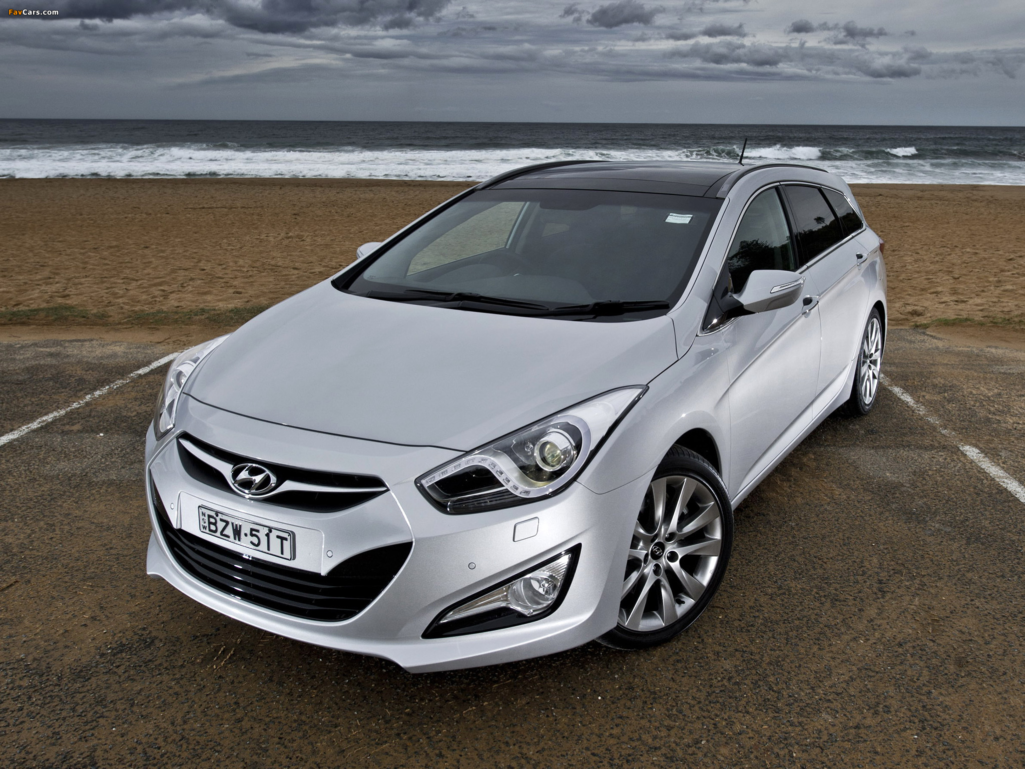 Images of Hyundai i40 Wagon AU-spec 2011 (2048 x 1536)