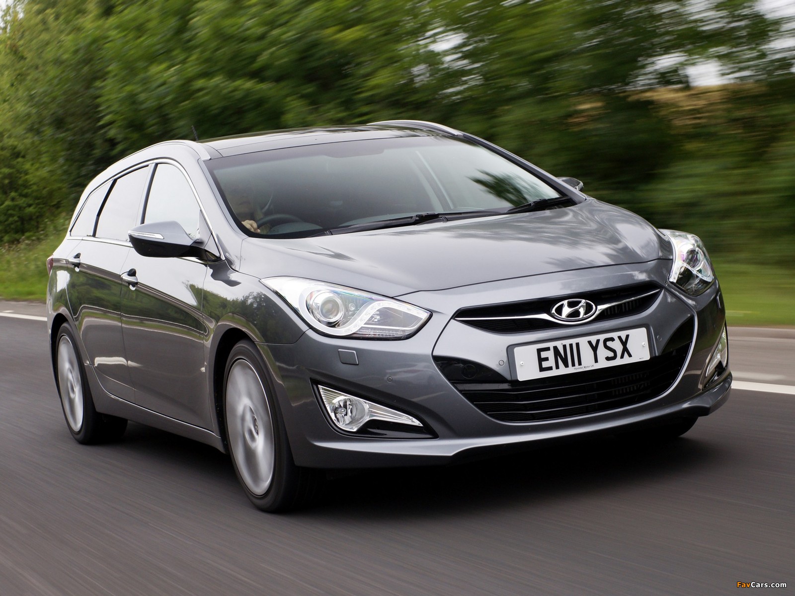 Images of Hyundai i40 Wagon UK-spec 2011 (1600 x 1200)