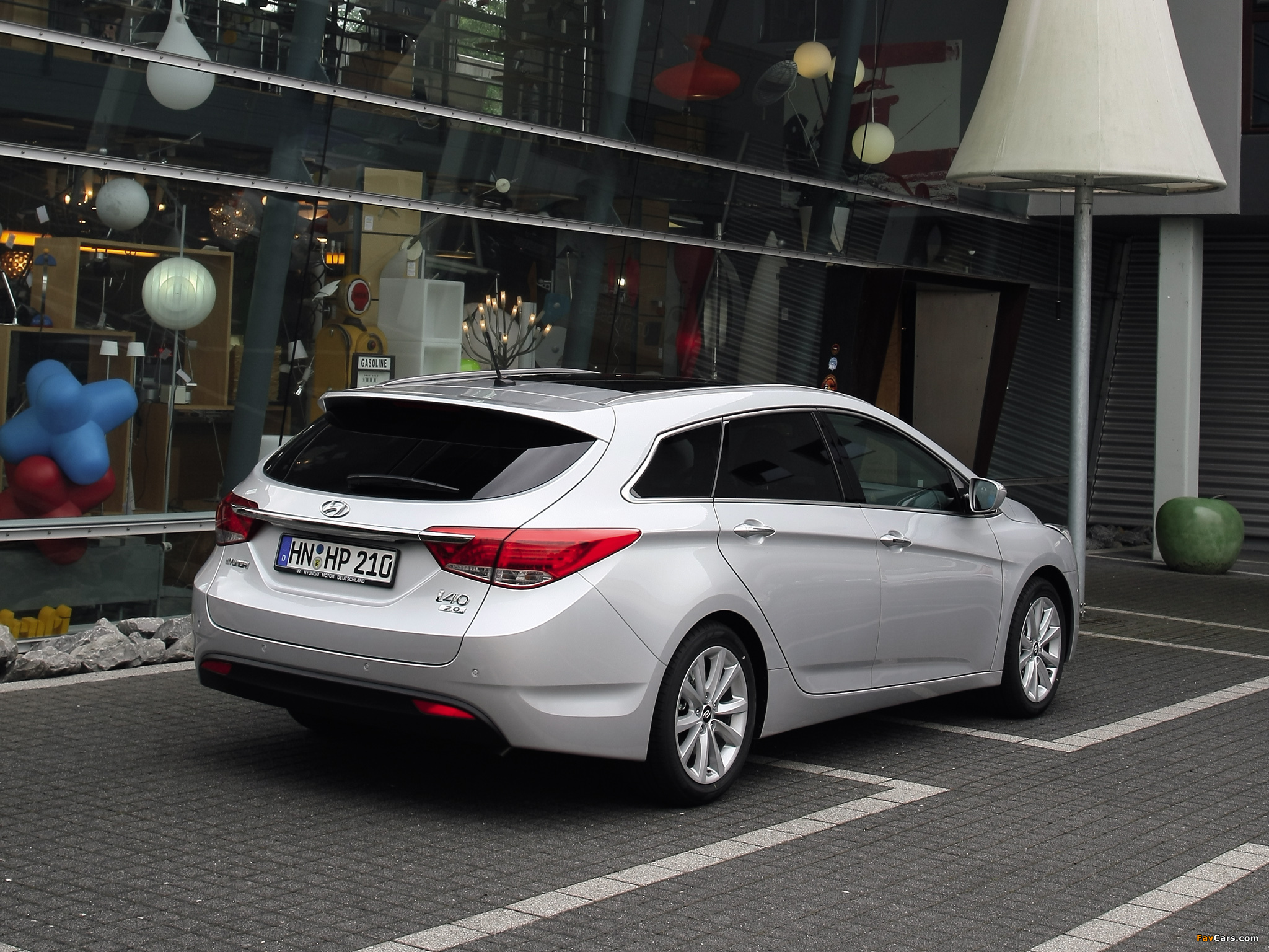 Images of Hyundai i40 Wagon 2011 (2048 x 1536)