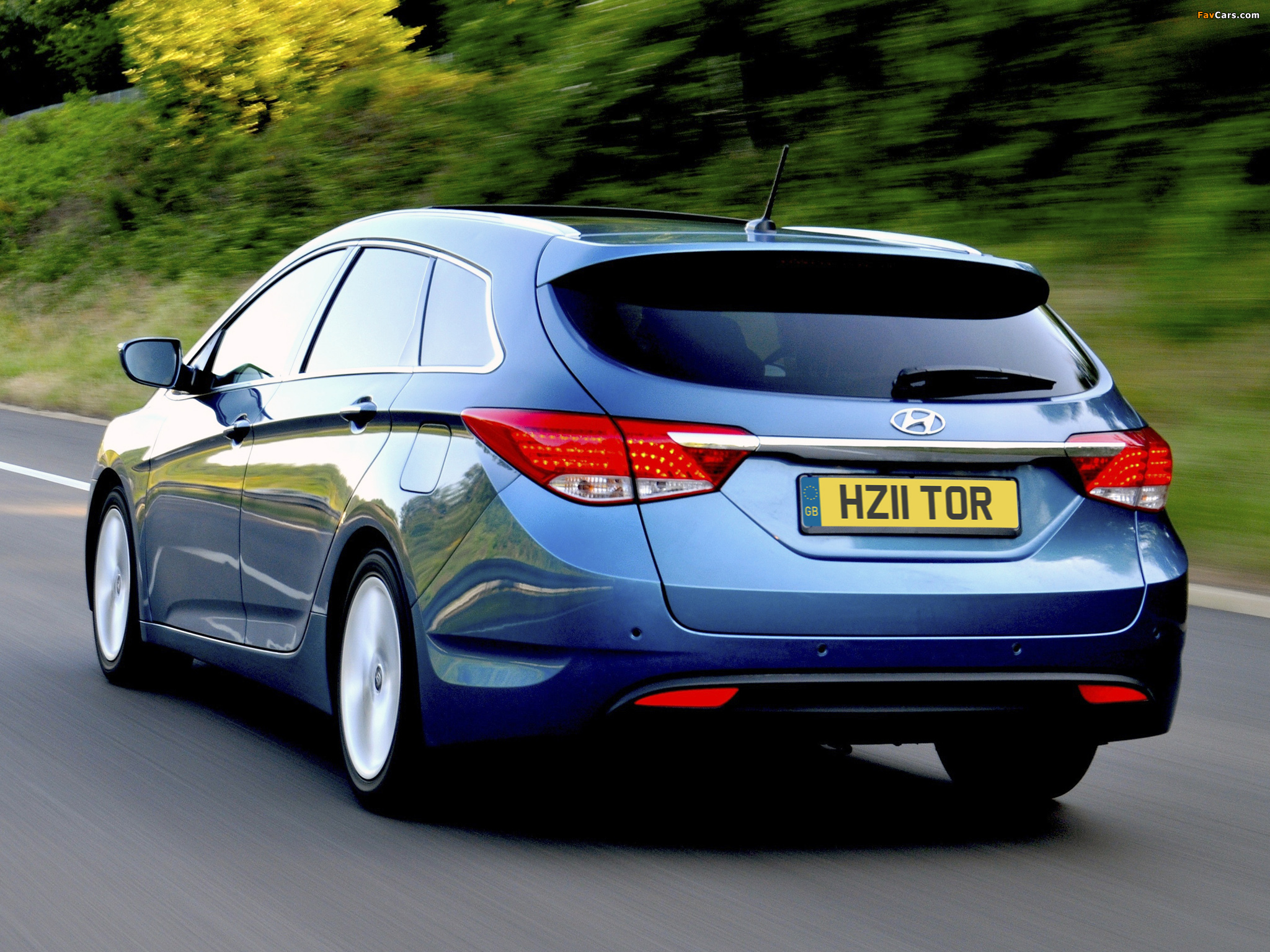 Photos of Hyundai i40 Wagon UK-spec 2011 (2048 x 1536)