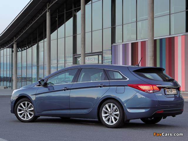 Photos of Hyundai i40 Wagon 2011 (640 x 480)