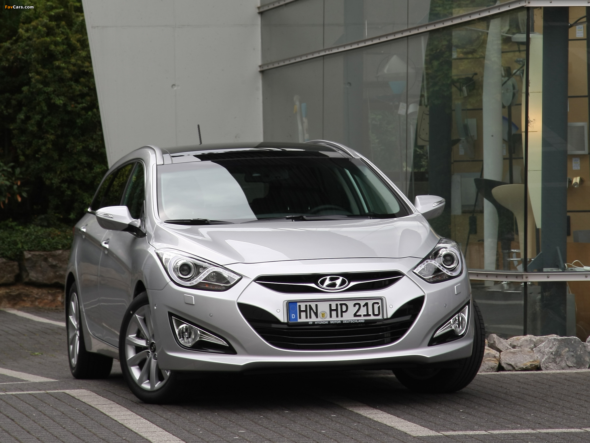 Pictures of Hyundai i40 Wagon 2011 (2048 x 1536)