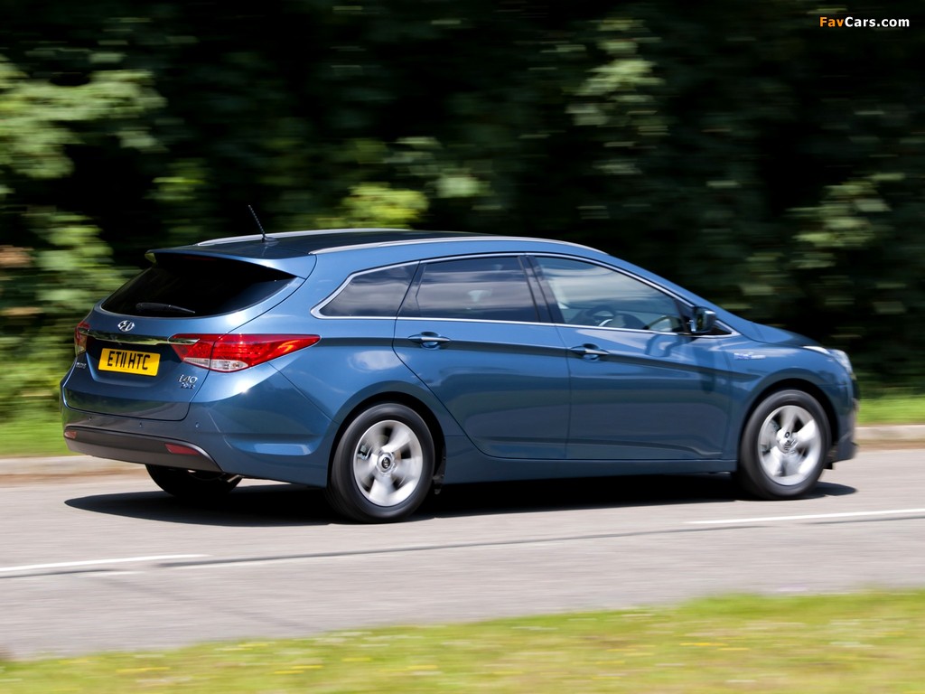 Hyundai i40 Wagon Blue Drive UK-spec 2011 wallpapers (1024 x 768)