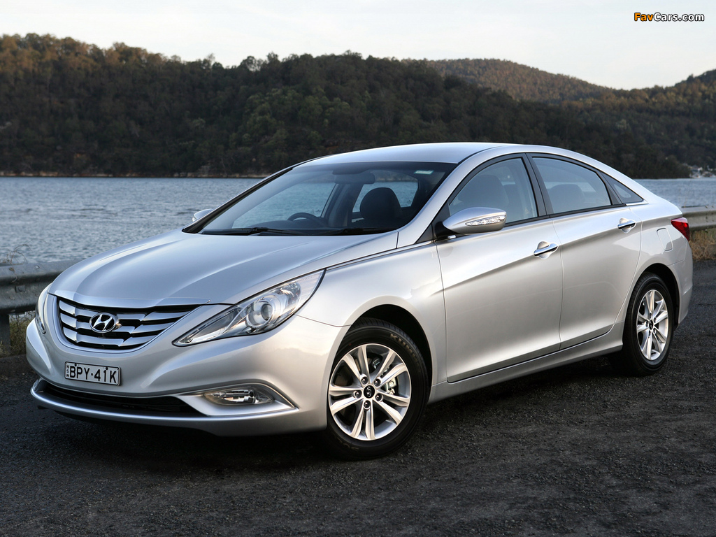 Pictures of Hyundai i45 (YF) 2010 (1024 x 768)