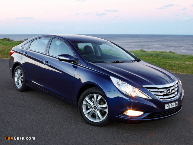Pictures of Hyundai i45 (YF) 2010 (640 x 480)