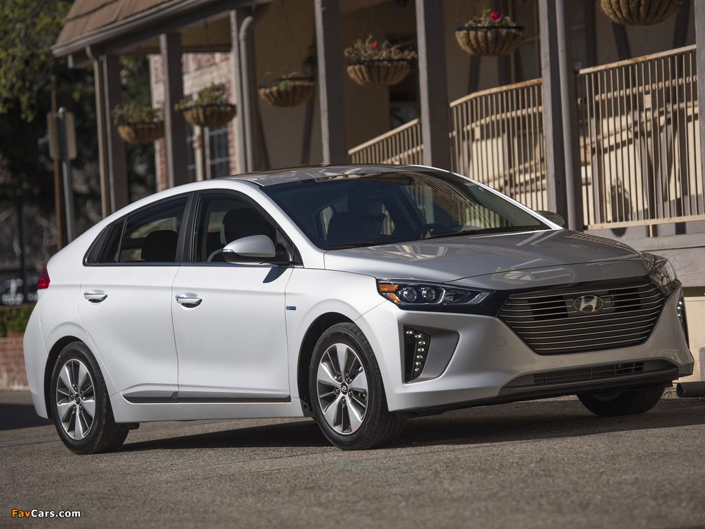 Hyundai IONIQ plug-in hybrid North America 2017 photos (1024 x 768)