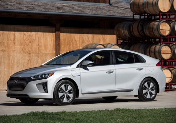 Hyundai IONIQ plug-in hybrid North America 2017 pictures