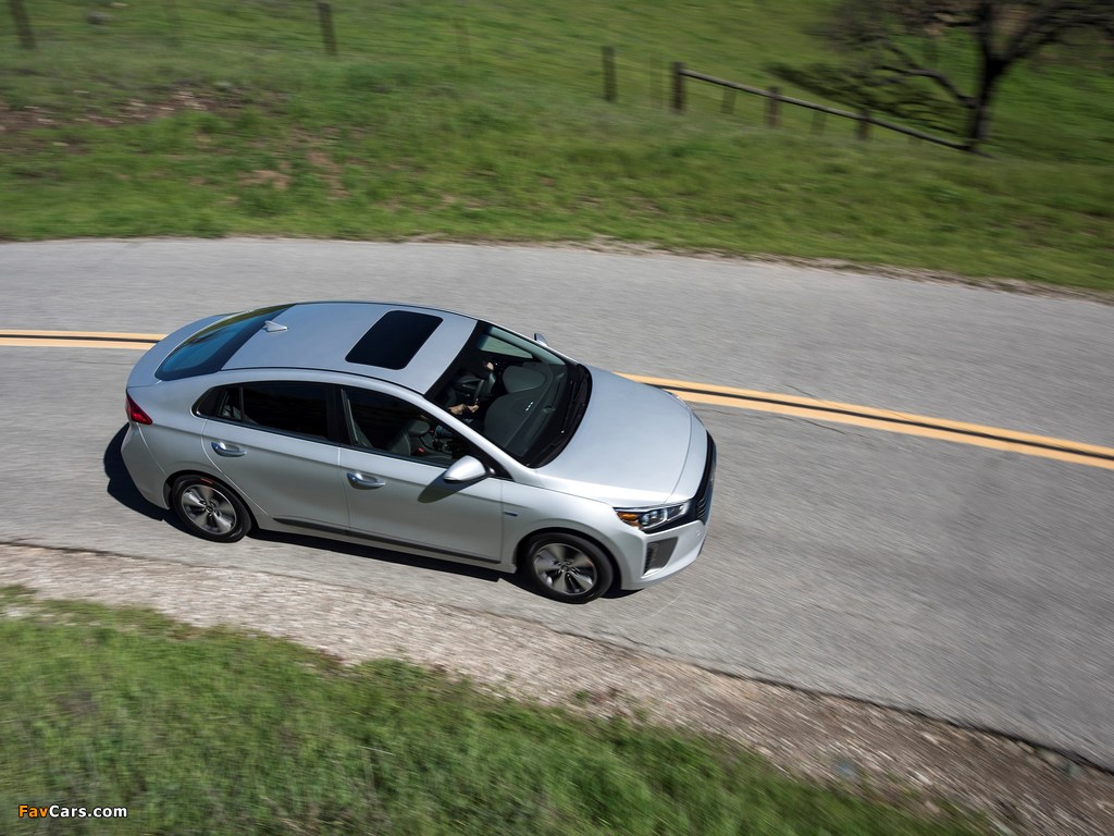 Pictures of Hyundai IONIQ plug-in hybrid North America 2017 (1024 x 768)