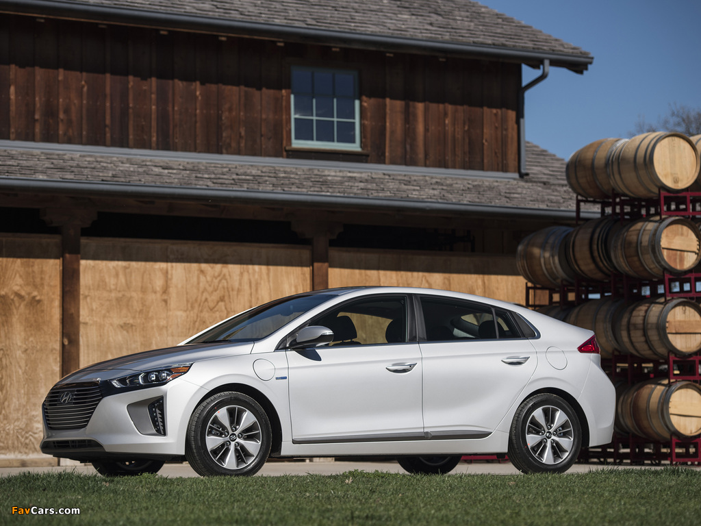 Pictures of Hyundai IONIQ plug-in hybrid North America 2017 (1024 x 768)