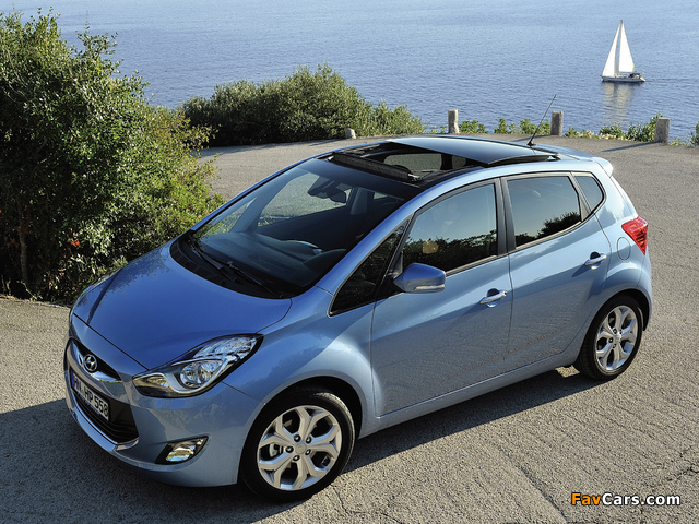 Images of Hyundai ix20 2010 (640 x 480)