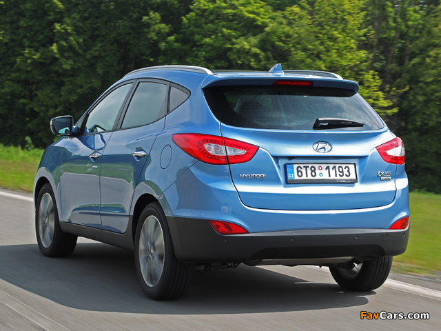 Hyundai ix35 2013 wallpapers (640 x 480)