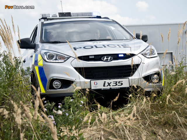 Hyundai ix35 Policie 2015 wallpapers (640 x 480)