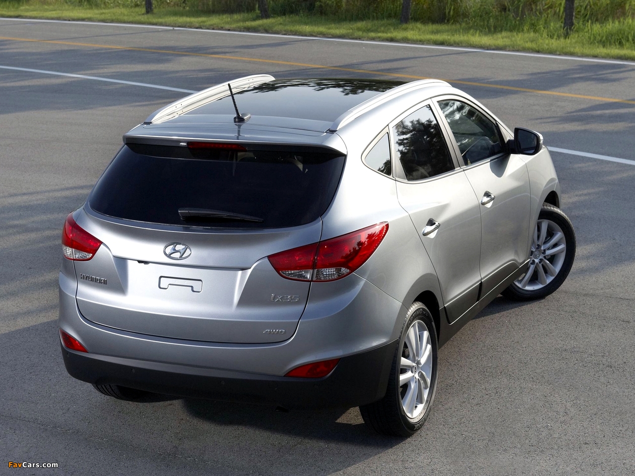 Images of Hyundai ix35 2010 (1280 x 960)