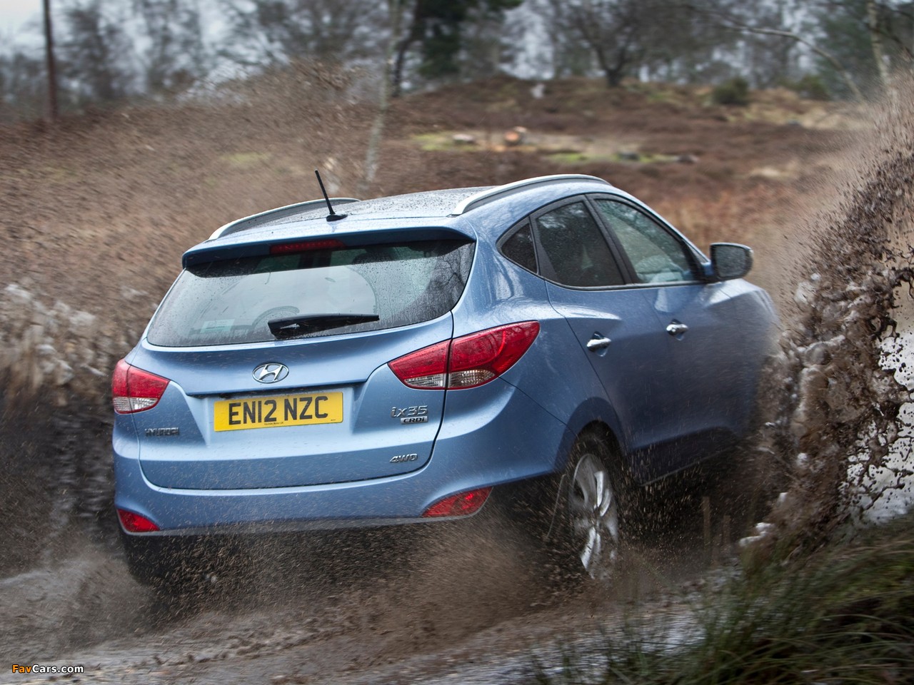 Pictures of Hyundai ix35 UK-spec 2010 (1280 x 960)